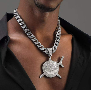 Colgante de Lujo Personalizado de Plata 925 con Moissanita Completa, Diseño de Tiburón Hip-hop, Tendencia Creativa para Parejas, Estilo Cubano - Product Image 5