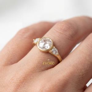 Anillo de compromiso de diamante cultivado en laboratorio con corte rosa y engaste de bisel, de oro de 14K, tamaño personalizado, para mujer, ideal para aniversario. - Product Image 5
