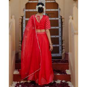 Lehenga Choli de Organza Chinon Rojo con Bordado Gota para Mujer, con Protección Solar y Secado Rápido, para Bodas, Talla XS - Product Image 3