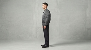 Chaqueta Bomber Ligera Estilo Aviador con Cierre Completo y Cuello Acanalado para Uso Casual, Productos de la Hermandad Greek Wear - Product Image 3