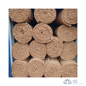 มีจำหน่าย |   แผ่นใยมะพร้าวทอแบบตาข่ายสำหรับเสริมความแข็งแรงของทางลาดชันและดินขึ้นเนินจากเวียดนาม - Product Image 1