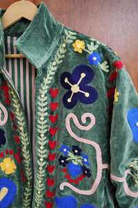 Veste en velours brodée Suzani, véritable œuvre d'art populaire, motif floral fait main, manteau pour femme, blazer hippie d'hiver - Product Image 5