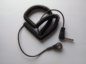 Cable y Cordón de Puesta a Tierra ESD con Núcleo de Cobre y Revestimiento de PU, Longitudes Personalizables (6', 8', 10'), Cables ESD Blancos, Negros y Azules - Product Image 4