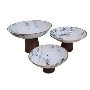 Accessoires de décoration de vaisselle d'hôtel support de serveur de gâteau de fêtes de mariage pour support de gâteau de tasse en bois de conception faite à la main - Product Image 2