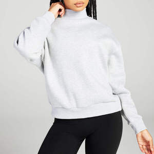 Sweat-shirt gris clair à col montant, manches longues unies, poignets et ourlet à bordure, logo personnalisé pour collections de tenues de boutique - Product Image 1