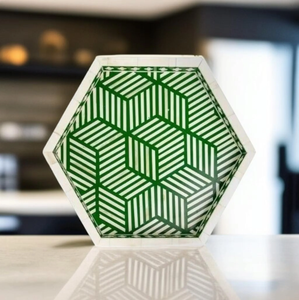 Plateau décoratif hexagonal en os vert incrusté, avec motifs géométriques cubiques 3D, disponible à prix de gros. - Product Image 1