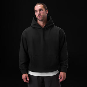 Survêtements personnalisés pour femmes, grammage lourd 500 GSM 350 GSM, en molleton polyester/coton, avec broderie, comprenant un sweat à capuche oversize et un short - Product Image 1
