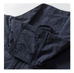 Chaqueta Cortavientos Impermeable con Capucha y Media Cremallera, Diseño Colorblock, Material de Nylon, Estilo Casual Unisex, Venta al por Mayor, para Actividades al Aire Libre - Product Image 5