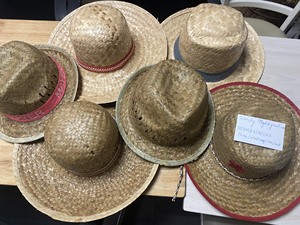 Sombrero Mexicano de Ala Ancha de Paja Natural con Bordado a Mano de Flores a Rayas y Lazo, Personalizable con Logotipo - Product Image 6