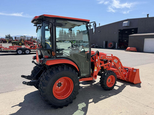 Tracteur 2026 LX4020HSDC 210 CV 4x4 à transmission par engrenages, équipement premium prêt à l'exportation, robuste, pour approvisionnement en gros - Product Image 3