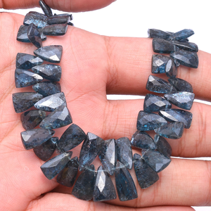 Perles de kyanite indigo AAA+ facettées en forme de trilène, 5x10mm-7x12mm, kyanite bleue mousse naturelle, pierres semi-précieuses pour bijoux - Product Image 2