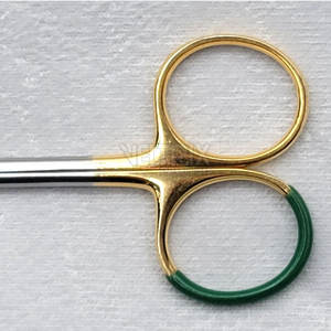 Tijeras para Estrabismo Rectas Derechas de Calidad Premium 4 1/2 con Logotipo Personalizado - Product Image 5