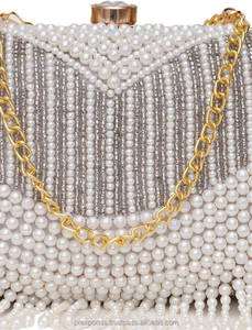 Bolso de mano de lujo unisex hecho a mano por diseñador, moderno, con lentejuelas brillantes, bordado, con cuentas y perlas, rectangular, joyería corporal de moda. - Product Image 3