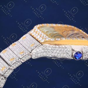 Reloj de Cuarzo de Lujo con Caja Cuadrada de Acero Inoxidable con Incrustaciones de Diamantes, Correa de 20 mm con Cierre Desplegable, Pantalla Analógica para Mujer - Product Image 5