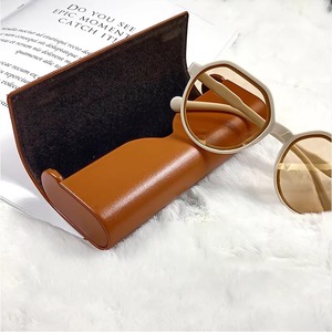 Classic Tan Leather <b>Glasses</b> <b>Case</b> <b>Soft</b> Padded Eyewear Protector Bulk Orders For Optical Stores LGC-0080 - Product Image 1