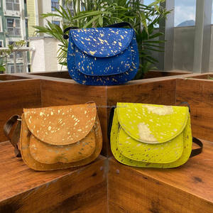 กระเป๋าสะพายข้างหนังแท้แฟชั่นสไตล์ตะวันตกออกแบบได้เองสำหรับผู้หญิงกระเป๋าถือหนังวัวสีทองโลหะ - Product Image 4