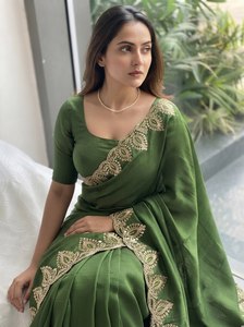 Sari en soie verte avec bordure brodée or, tenue de mariage indienne traditionnelle, longueur ras du sol, coupe classique, toutes saisons, pour femme - Product Image 5