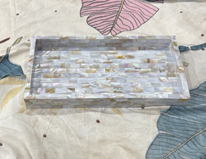 Mini plateau incrusté d'os géométrique personnalisé en bois de résine avec perle de marbre de bambou acrylique pour la maison plateau de service décoratif ou de nourriture - Product Image 2