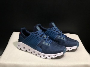 Chaussures de course de luxe de qualité supérieure 2026 – Respirantes, légères, pour hommes et femmes, modèle couple, style décontracté Cloud - Product Image 4