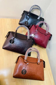 กระเป๋าถือสตรีสไตล์เรโทร กระเป๋าสะพายไหล่ความจุขนาดใหญ่ กระเป๋าแฟชั่นนุ่มๆ กระเป๋าสะพายไหล่หนังเรียบสำหรับผู้หญิง - Product Image 6