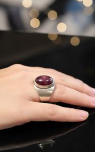 แหวนแต่งงานผู้ชายประดับพลอยสตาร์รูบี้ธรรมชาติทรงวินเทจ ตัวเรือนเงินแท้ 925 ชุบทองคำขาว ประดับด้วยพลอยประจำเดือนกรกฎาคม - Product Image 6