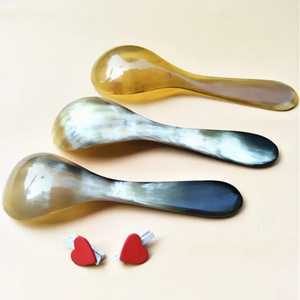 Cuillères en corne de buffle, forme ronde, faites à la main, écologiques, polies, durables, rustiques, décoration de mariage et cadeau artisanal - Product Image 3