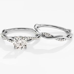 Ensemble de mariage Petite Twist / Bague de fiançailles en or rose 14 carats avec moissanite et alliance demi-éternité torsadée pour femme / RITZIN Cute - Product Image 1
