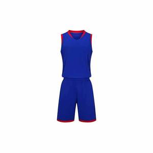 Ensemble d'uniformes de basketball réversibles de haute qualité 100 % polyester pour la saison printanière, personnalisable en gros - Product Image 3