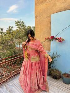 Lehenga y Dupatta Étnicos Indios/Pakistaníes de Georgette con Bordado de Lentejuelas, Vestido de Fiesta Completamente Cosido, Fabricante Mayorista - Product Image 4