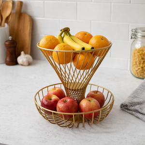 ตะกร้าผลไม้สองชั้นลวดเหล็กสีทอง ชั้นวางจานโลหะทันสมัยสำหรับวางบนเคาน์เตอร์ครัว ของตกแต่งบ้าน ขายส่ง - Product Image 1