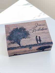 Boîte de rangement en bois massif de luxe, faite à la main, écologique, personnalisable, gravée sur mesure, pour montres et bijoux - Product Image 3