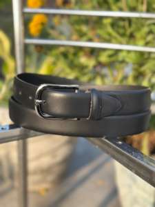 Ceinture en cuir véritable faite à la main pour homme, avec boucle en fer de style western, pour usage formel - Product Image 3