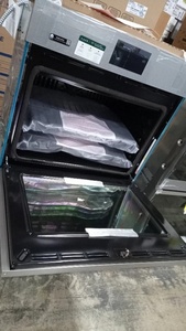 เตาอบไฟฟ้าติดผนังอัจฉริยะแบบพาความร้อนคู่ รุ่น CTD90DM2NS5 ขนาด 30 ลิตร ยี่ห้อ G-E C-a-f-e M-o-d-e-r-n G-l-a-s-s - Product Image 3