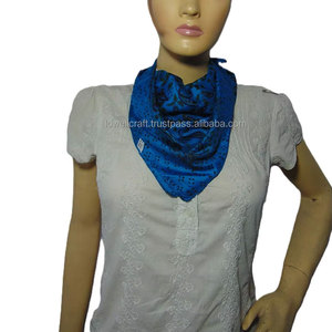 Foulard en Soie Floral pour Femme, Bandana Élégant, Foulard de Cheveux en Soie, Foulard Carré Floral, Accessoire de Mode Stylé - Product Image 4