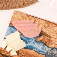 Planche à découper en bois époxy AureoGrain, planche à découper et à servir artisanale de qualité supérieure en résine pour la cuisine, la charcuterie, le fromage, le pain