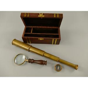 Télescope antique, loupe et boussole avec coffret cadeau de luxe personnalisé, support OEM - Product Image 1