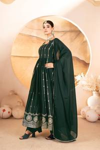 Ensemble Anarkali en soie vert émeraude avec dupatta, longueur ras du sol, tenue traditionnelle indienne et pakistanaise pour mariage, coupe ample pour femme - Product Image 3