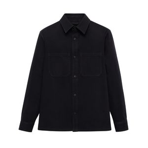 Veste en jean noire personnalisée pour homme, style chemise décontractée à manches longues avec boutons sur le devant, poches poitrine et col rabattu - Product Image 3