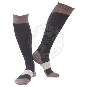 Chaussettes de compression de dernière génération, prix raisonnable, fabriquées avec les meilleurs matériaux, chaussettes de sport compressives. - Product Image 2