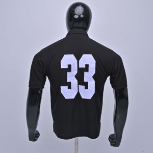 Camiseta Polo de Manga Corta Color Negro y Azul con Estampado de Jinete y Número 33 Bordado en la Parte Delantera, Estilo Preppy Ecuestre - Product Image 2