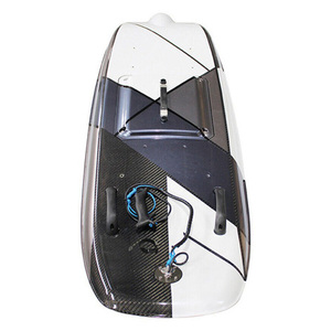 กระดานโต้คลื่นไฟฟ้าแบบใหม่ ทำจากคาร์บอนไฟเบอร์ สำหรับกีฬาทางน้ำ ใช้พลังงานไฟฟ้า พร้อมมอเตอร์ - Product Image 4