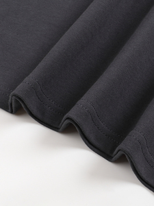 T-shirt noir oversize pour homme, col rond, coton épais, épaules tombantes, manches courtes larges, streetwear vierge, vente en gros, fournisseur OEM - Product Image 4