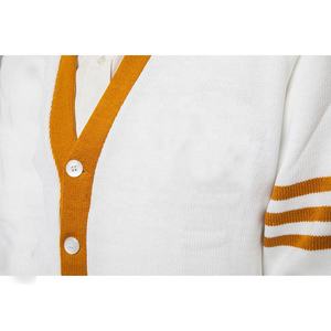 Cardigan en tricot blanc moutarde pour homme, col en V, manches longues, fermeture boutonnée, style automne, avec détail rayé sur les manches - Product Image 2