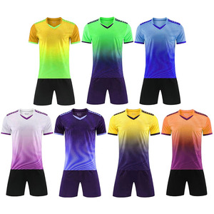 Fabricant Professionnel d'Uniformes de Football pour Adultes 2026 – Qualité Supérieure, Confortables, Légers, Respirants, Séchage Rapide, Marque Privée - Product Image 5