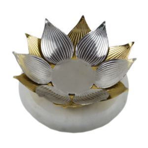 เชิงเทียนทีไลท์สีทองดีไซน์มงกุฎสำหรับวางตรงกลางโต๊ะเชิงเทียนเหล็กทำมือขายดี - Product Image 5