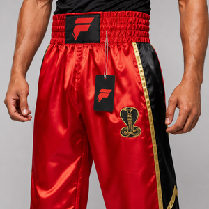 Pantalon de kick-boxing respirant fabriqué avec un tissu de qualité supérieure, assurant confort, confiance et liberté de mouvement au quotidien. - Product Image 5