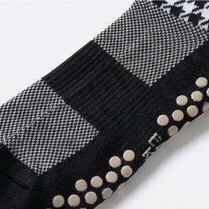 Chaussettes de compression mi-mollet pour yoga, amincissantes, respirantes, performantes, durables, douces, pour la gym et l'entraînement, couleur personnalisable, adaptées à la tenue, vendues par paire - Product Image 5