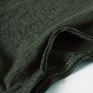 Camiseta de Cuello Redondo para Hombre, 100% Algodón, Corte Ajustado, Logotipo Personalizado, Color Sólido, Ropa Casual al por Mayor - Product Image 3