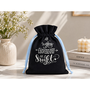 Pochette en coton imprimée avec cordon de serrage |   Sac cadeau et de rangement réutilisable avec lettrage personnalisé |   Pochette organisatrice en tissu avec cordon de serrage - Product Image 2