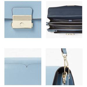 Sac à bandoulière en PU bleu clair pour femme, sac à main sous le bras avec rabat et fermeture à loquet pour les trajets quotidiens - Product Image 3